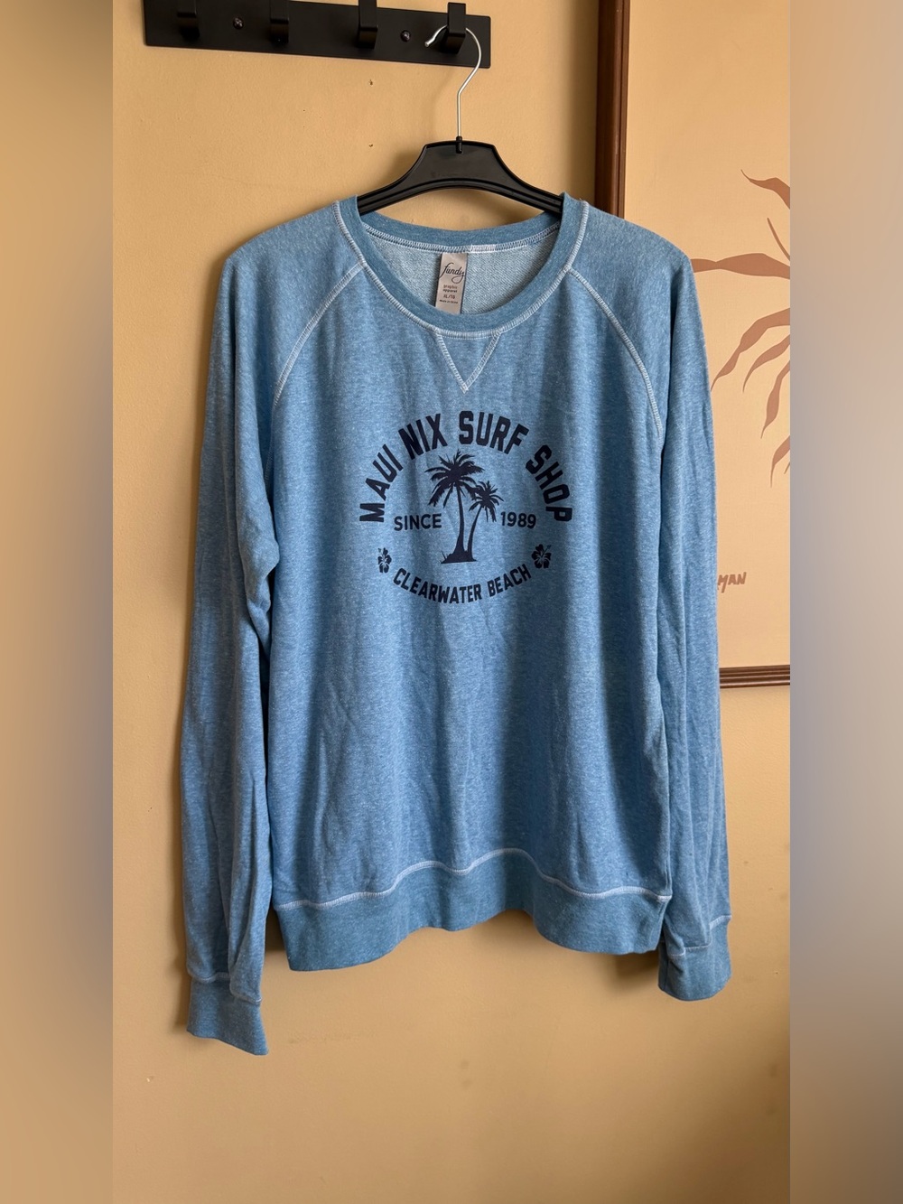 Maui Nix Surf Shop crewneck sweatshirt size XL